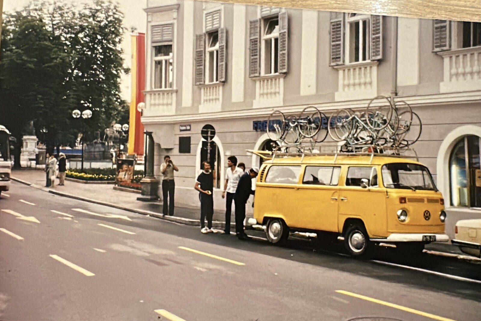 Tk Fascinating Photos Showing Life Across History