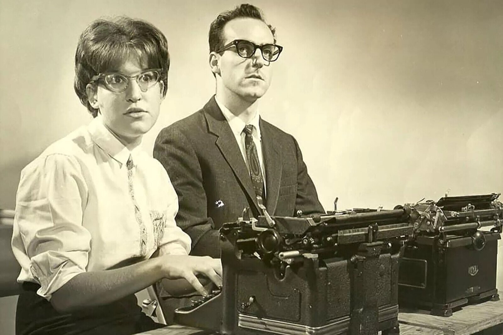 20 Double-Take Yearbook Photos Of Famous Folks