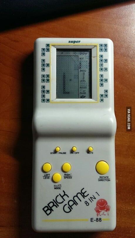 super TOUOUU NEXT SPEED 8 8 LEVEL GALE DAVE ROTATE PAUSE VIA 9GAG.COM START/PAUSE ON/OFF MUTE LEFT RIGHT ROTATE LEVE SPEED DIRECTION DOWN MODE 8 IN 1 GAME BRICK E-88