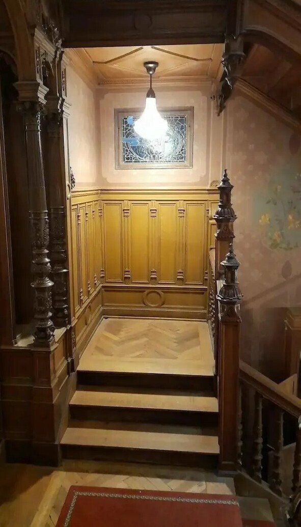 Times Construction Workers Likely Worked From Home