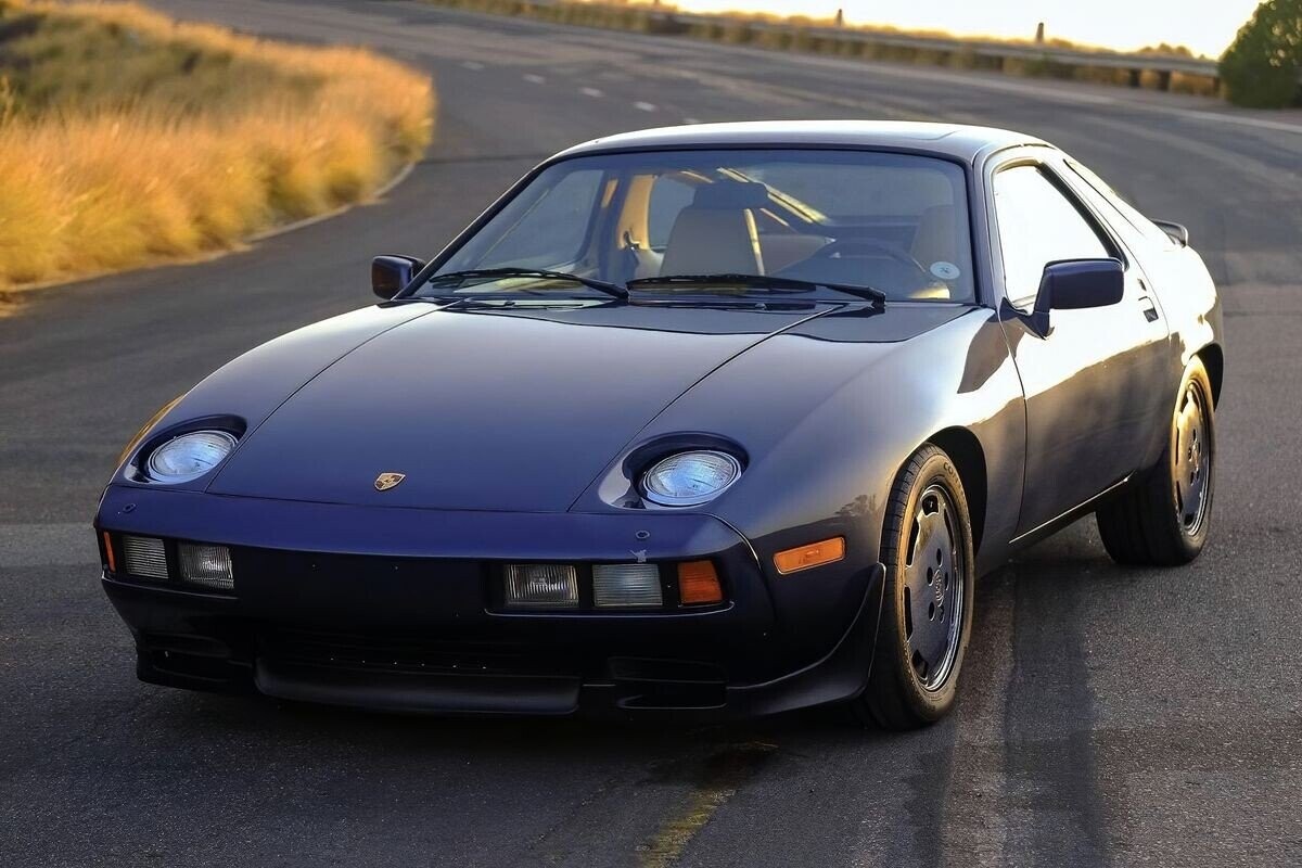 The Weirdest Luxury Cars That the 1980s Had to Offer