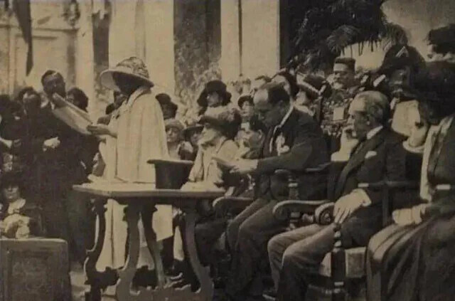 Totally True Historical Moments That Sound Fake