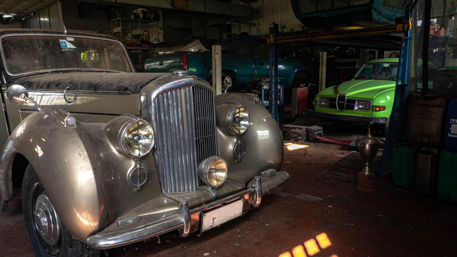 Pricey Classic Rides Claimed By the Junkyard