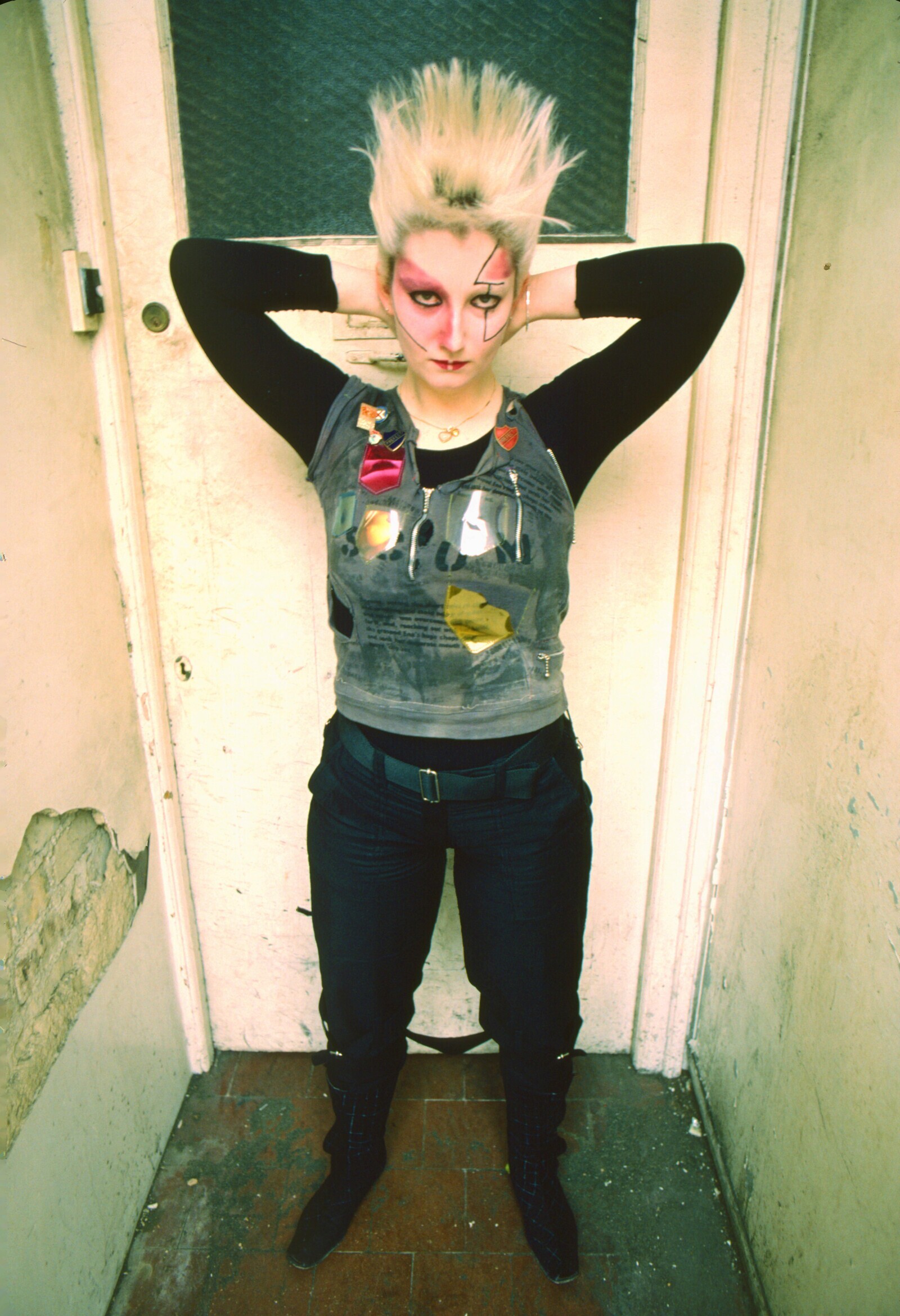 reaching - 3 I Ins boogle chops - 