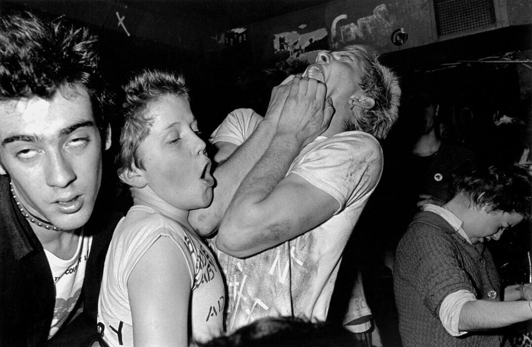 CENTRO COU b B MAB Z Y 