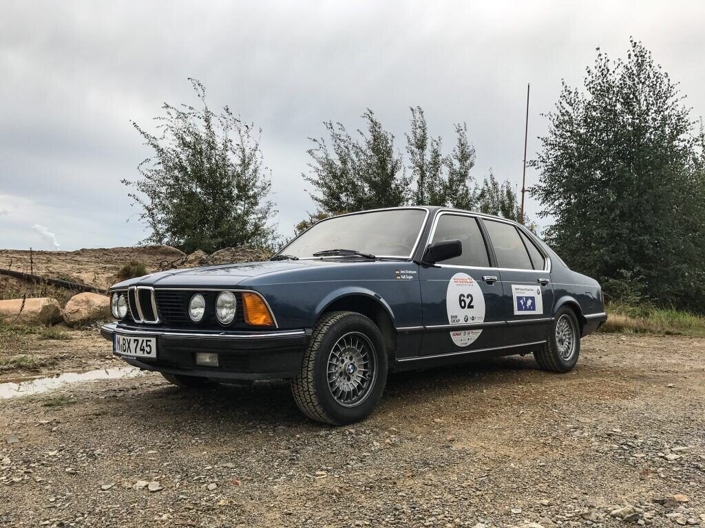 The Weirdest Luxury Cars That the 1980s Had to Offer