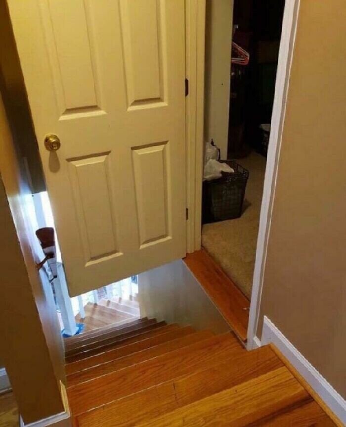 Photos That Could Have Used Some Common Sense