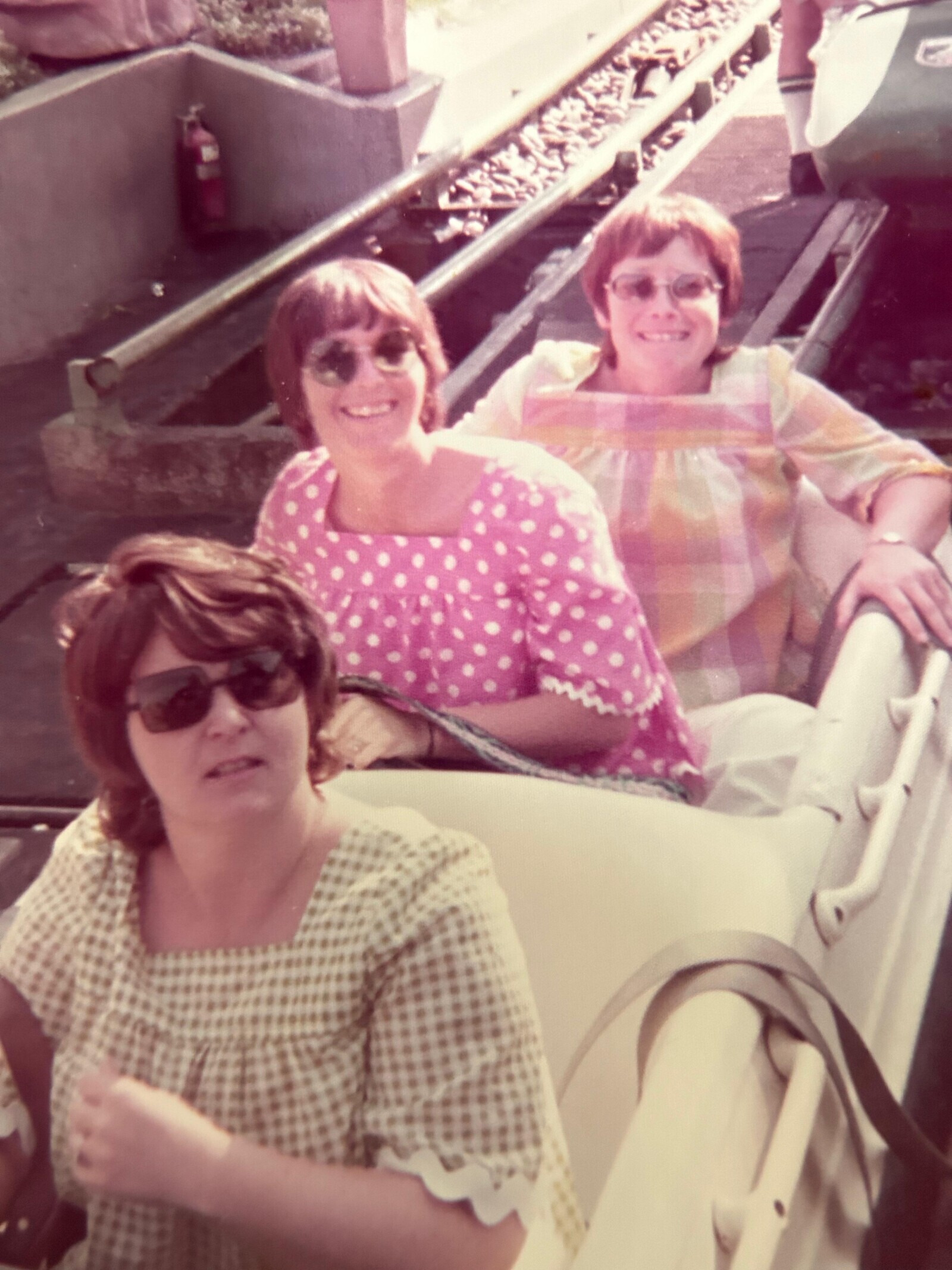 How to Go About Your Day, 1970s Style