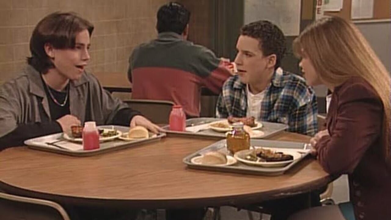 ‘Boy Meets World’: Danielle Fishel and More BTS