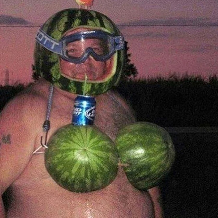 20 Photos Where We're Not Sure What's Going On