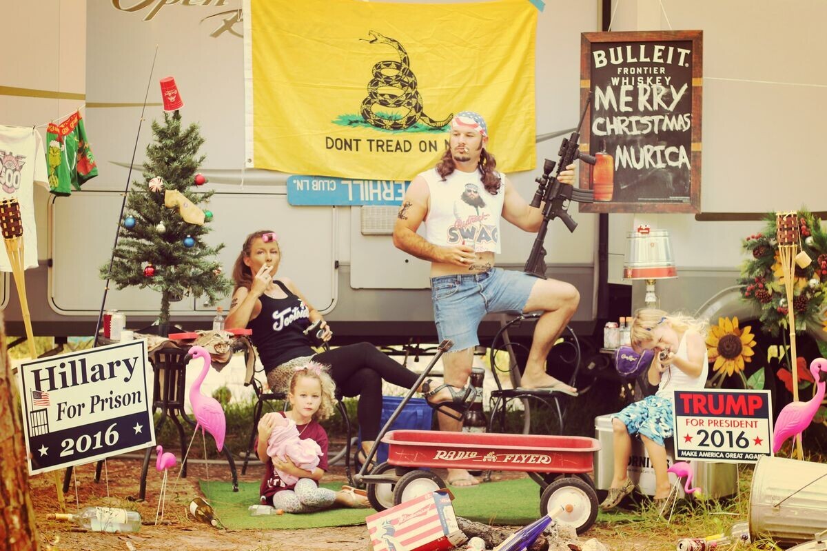 20 Photos Showing if the Grinch Ran Christmas