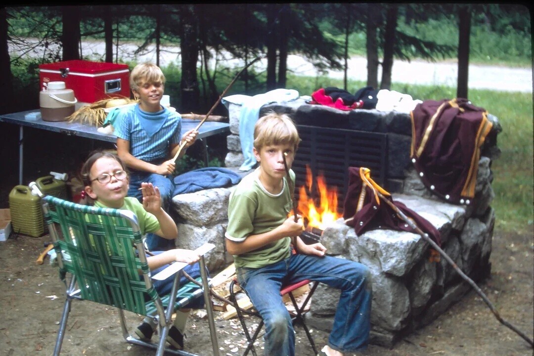 How to Go About Your Day, 1970s Style