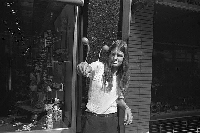 20 Total Junk Products Everybody Still Loved