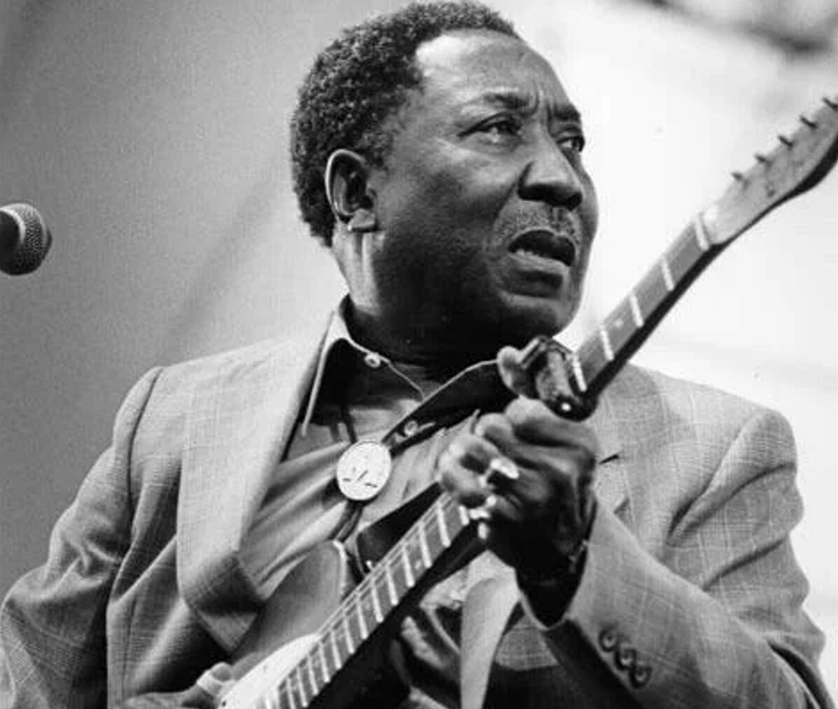 The Top 10 American Electric Guitar Players of All Time | Cracked.com