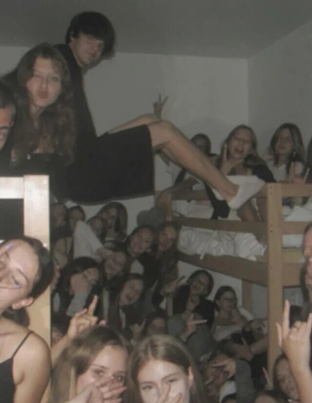 20 Photos Where We're Not Sure What's Going On