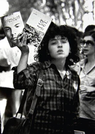 - نايخ القلاب روسيه النيوجوان