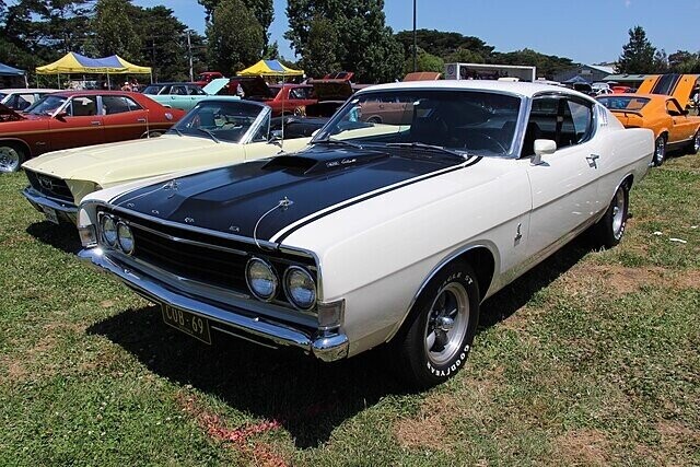 20 Classic Cars That Boomers Swear Were Faster Than A Spaceship