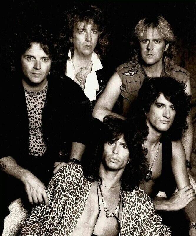 Photos Where Bands Came Together for the First Time