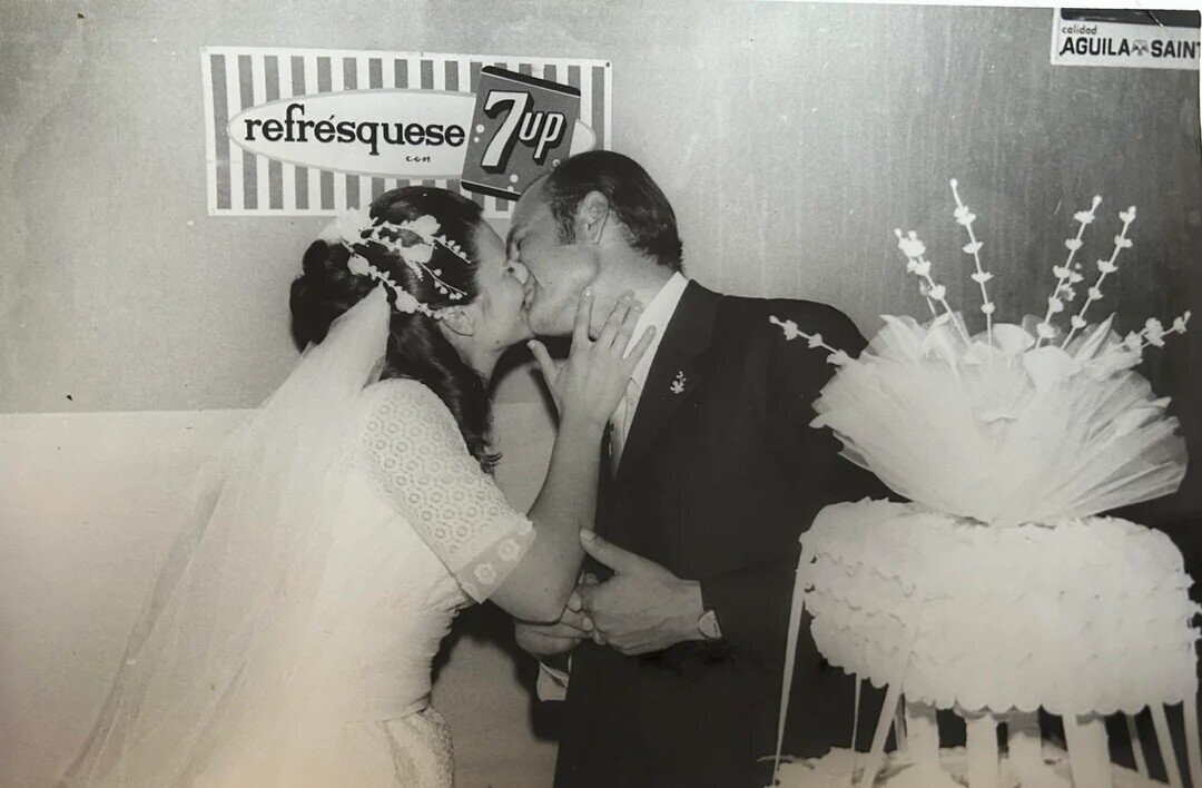 calidad AGUILA SAIN refresquese con 7up 