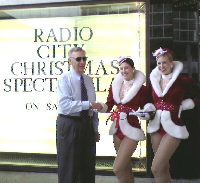 RADIO CITY CHRIST MAS SPECT L ON SA