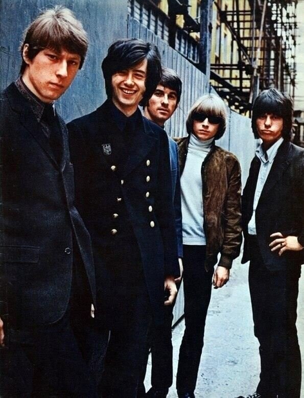 Photos Where Bands Came Together for the First Time