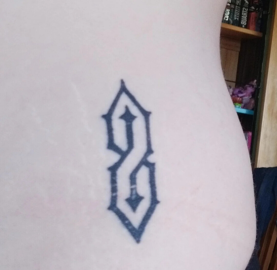 EA KIVIC a TUTIT И - QUARTS