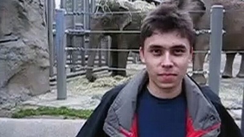 40 Random Bits of Trivia the Local Church Group Wrote on the Check in Lieu of a Tip