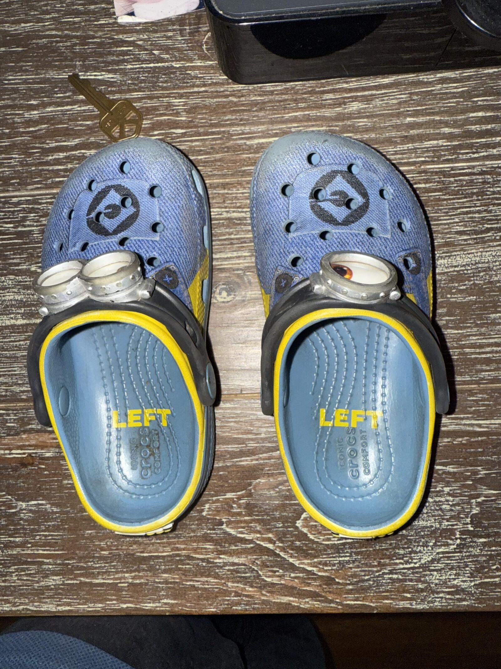 LEFT ICONIC crocs COMFORT LEFT ICONIC crocs COMFORT 