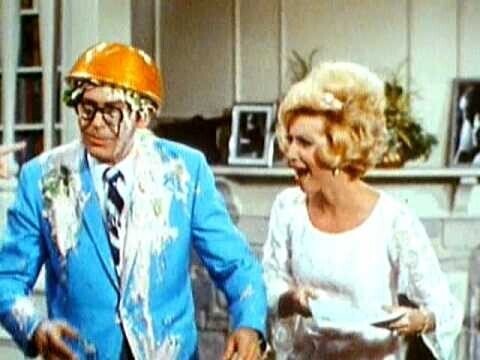 Times When A-Listers Guest-Starred On Corny Sitcoms