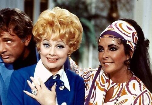 Times When A-Listers Guest-Starred On Corny Sitcoms