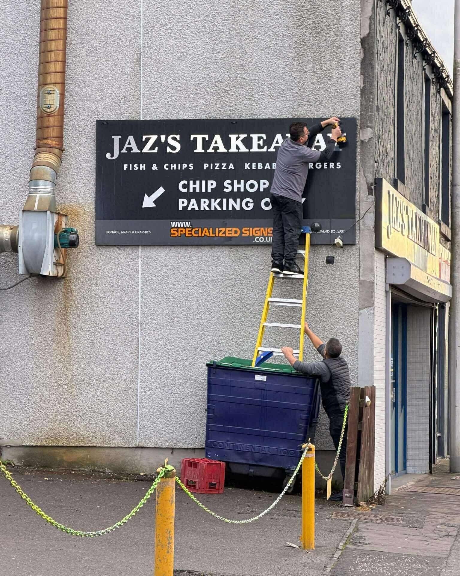 A JAZ'S TAKEA RGERS FISH & CHIPS PIZZA KEBAB CHIP SHOP PARKING O www. SPECIALIZED SIGNS RAND TO LIFE SIGNAGE WRAPS& GRAPHICS .CO.UI CONTINENTAL TOC 