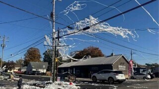 Photos Where Common Sense Isn't in the Room With Us