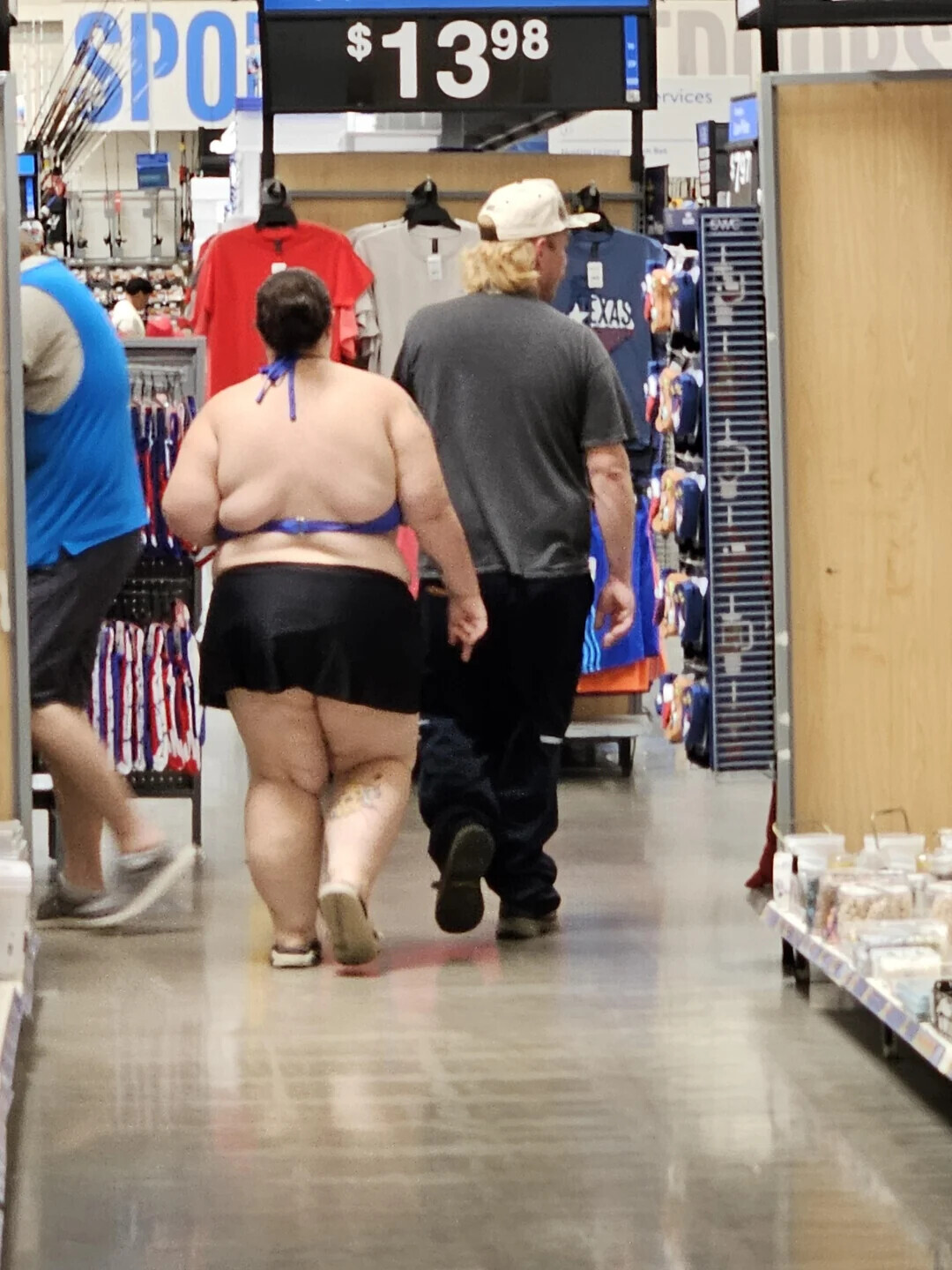 People of Walmart Looking Right at Home