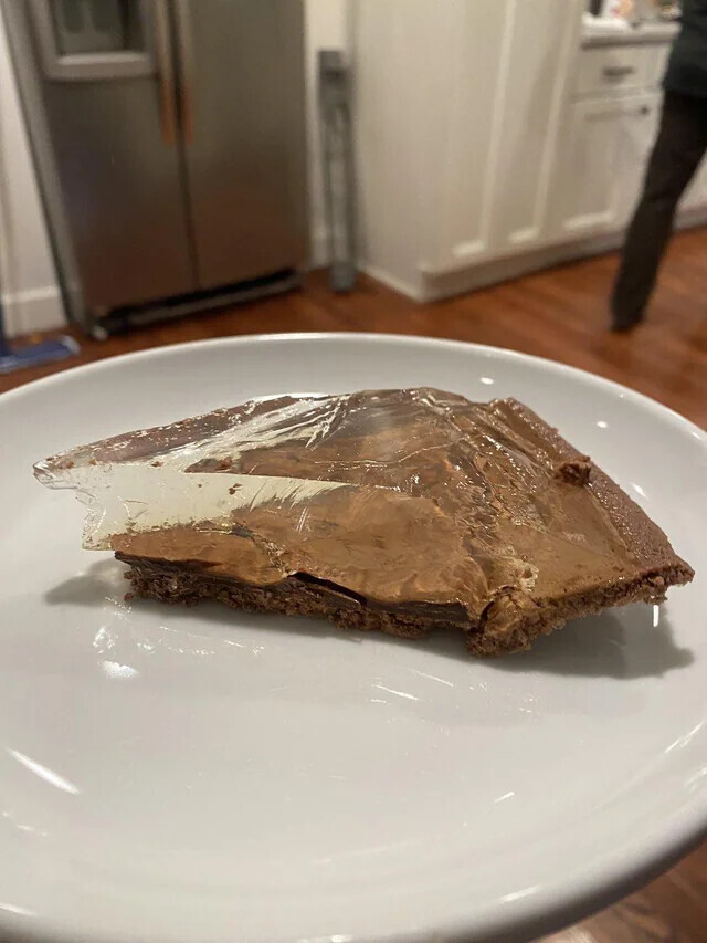 20 Photos Where Things Aren't What They Seem at First