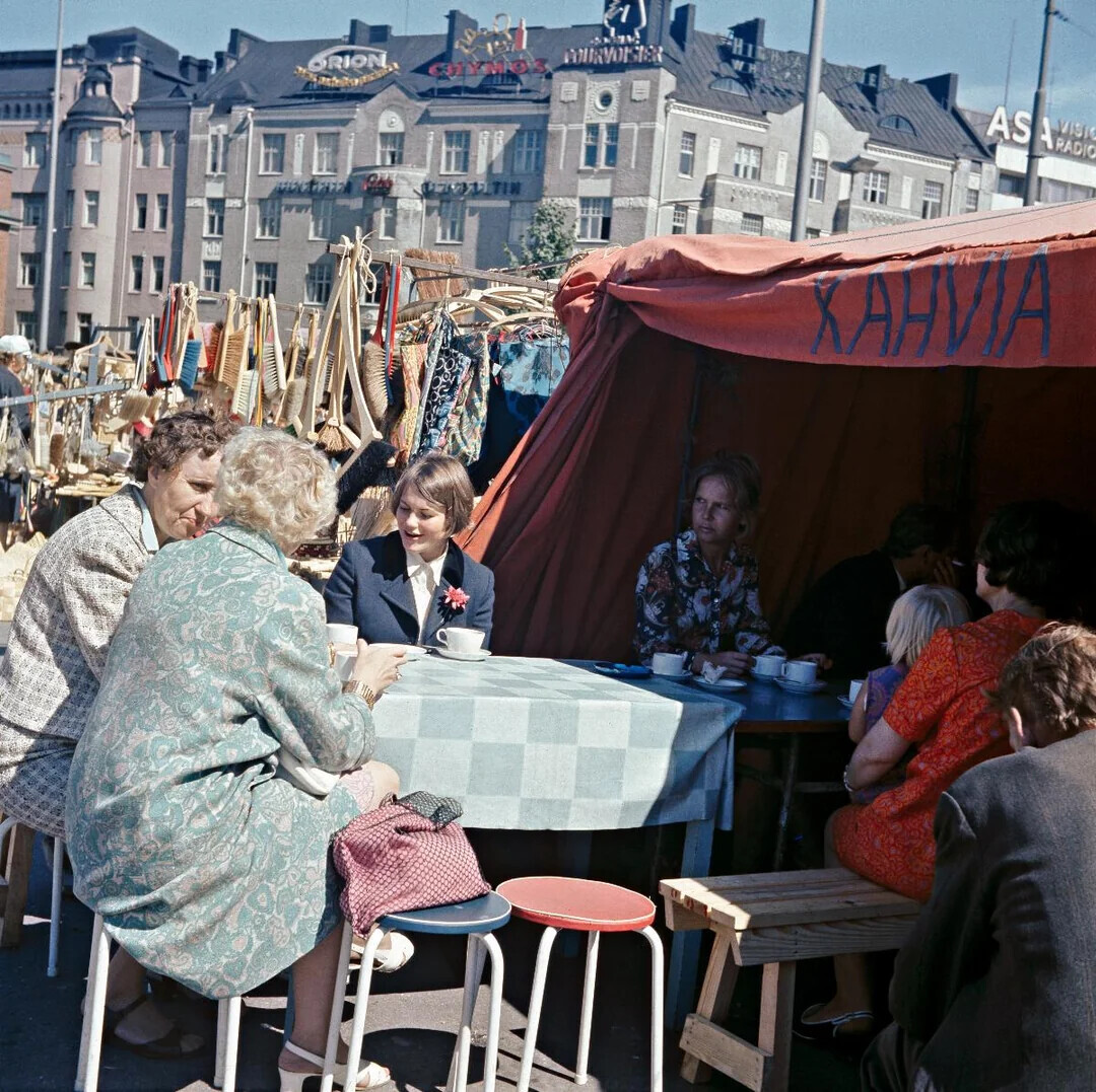 ORION COURVOISIER СИУМОЗ AS Y VISIO RADIO KAHVIA