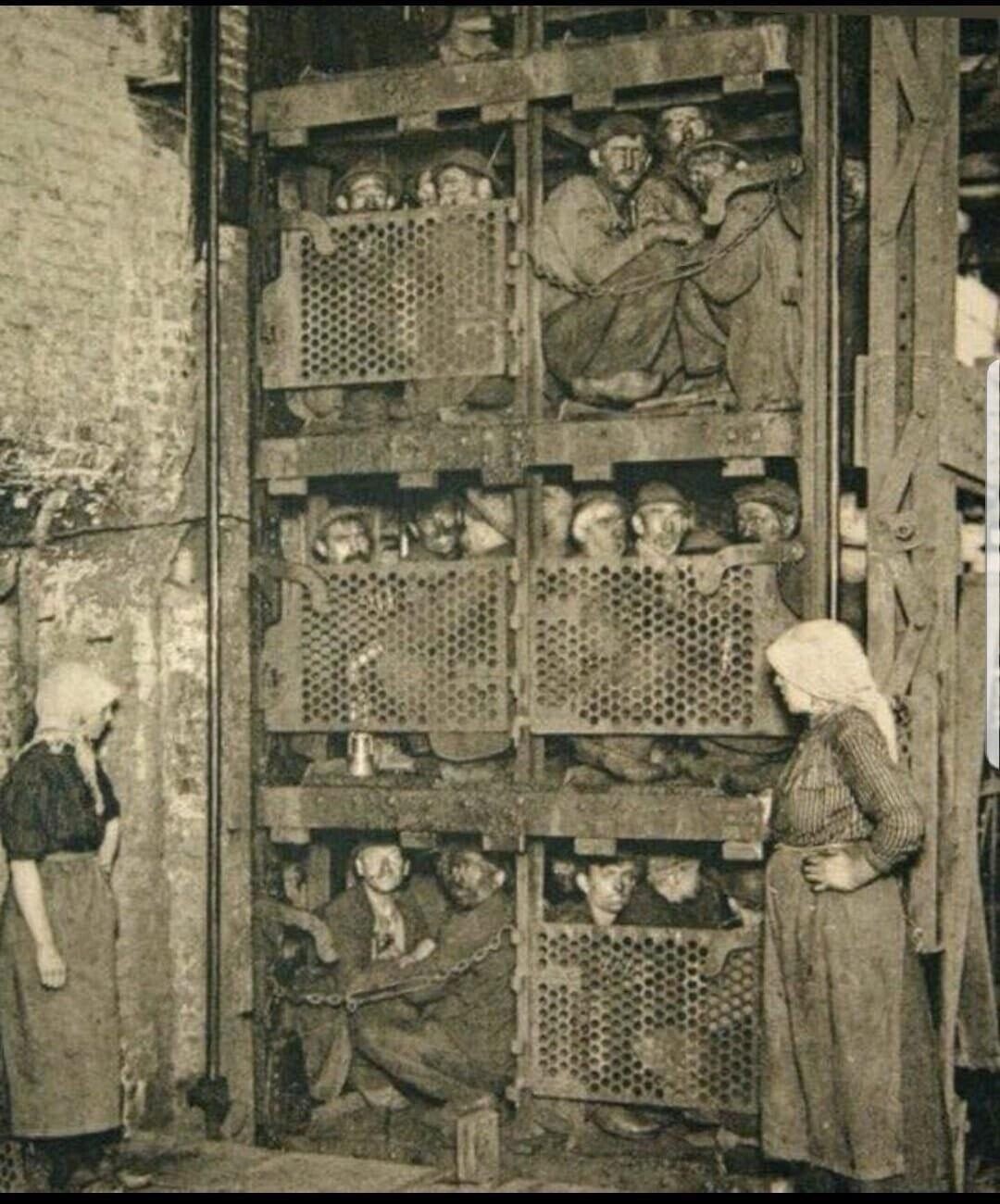 What it Looked Like to Work in a Mining Town