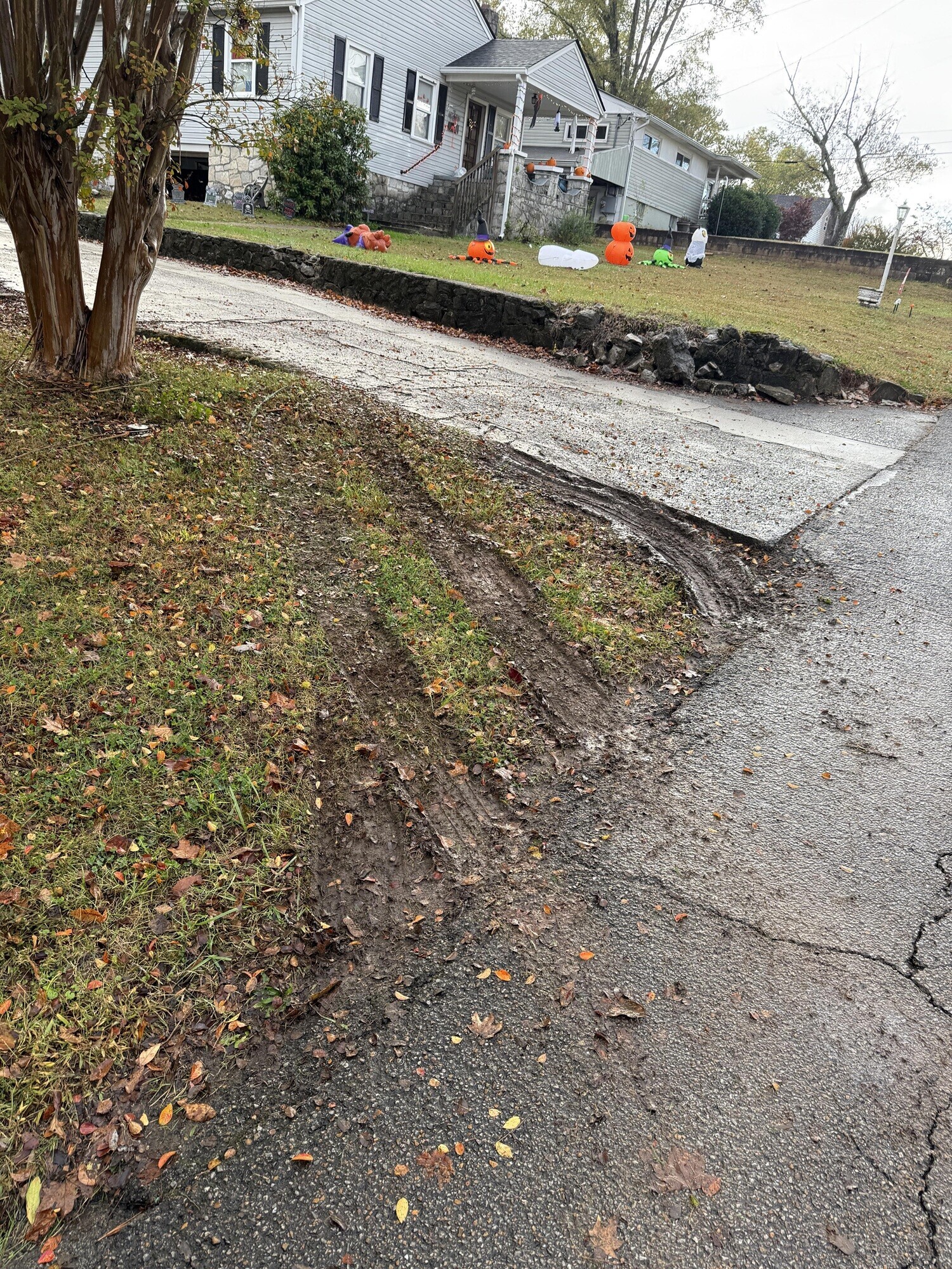 Photos Where Someone Just Gave Up Halfway Through