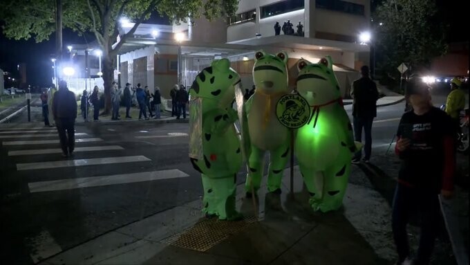Protestors Choosing Unique Ways to Show Displeasure