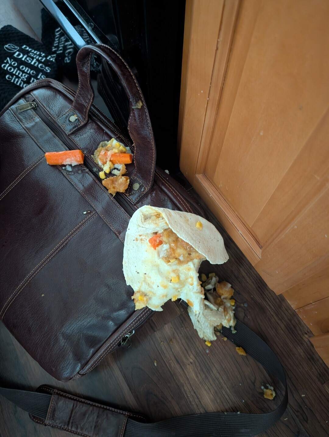 bag Don't sad B Гпос Dishes No one is doing D eithe