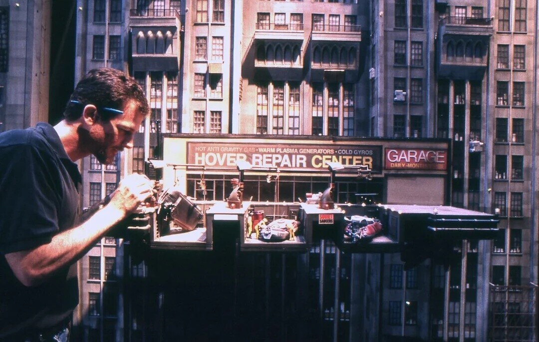 HOT ANT GRAVITY GAS -WARM PLASMA GENERATORS •COLD GYROS GARAGE HOVER REPAIR CENTER DA!! y -MONTIN SOVIE SARCERS