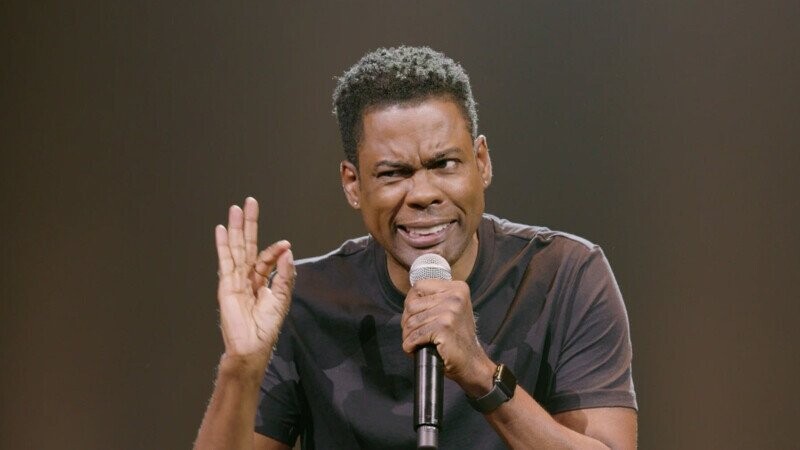 25 Hilarious Stand-Up Jokes From the Best to Ever Punch A Line Square in Its Funny Face