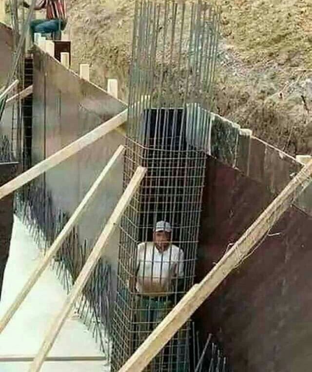 Photos Where Common Sense Threw in the Towel