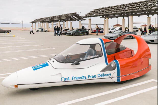 20 Photos That Tell The Story Of The Pizza Wars