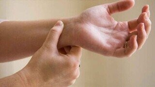 19 Body Hacks That Make You Awesome at Everyday Life