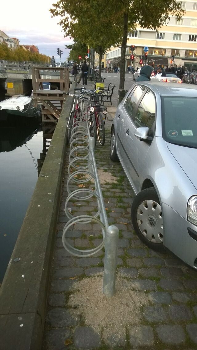 Photos Where Common Sense Threw in the Towel