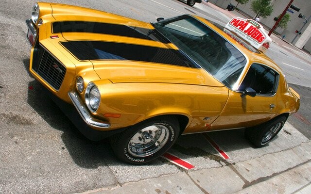 20 Photos That Tell The Story Of The Pizza Wars