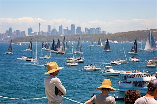 20 Photos of Summer Happening in the 'Winter Months'