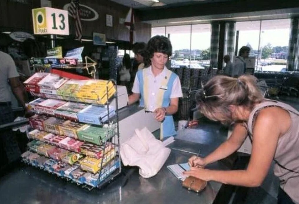 15 Things Gen X Never Remembers About the 1990s