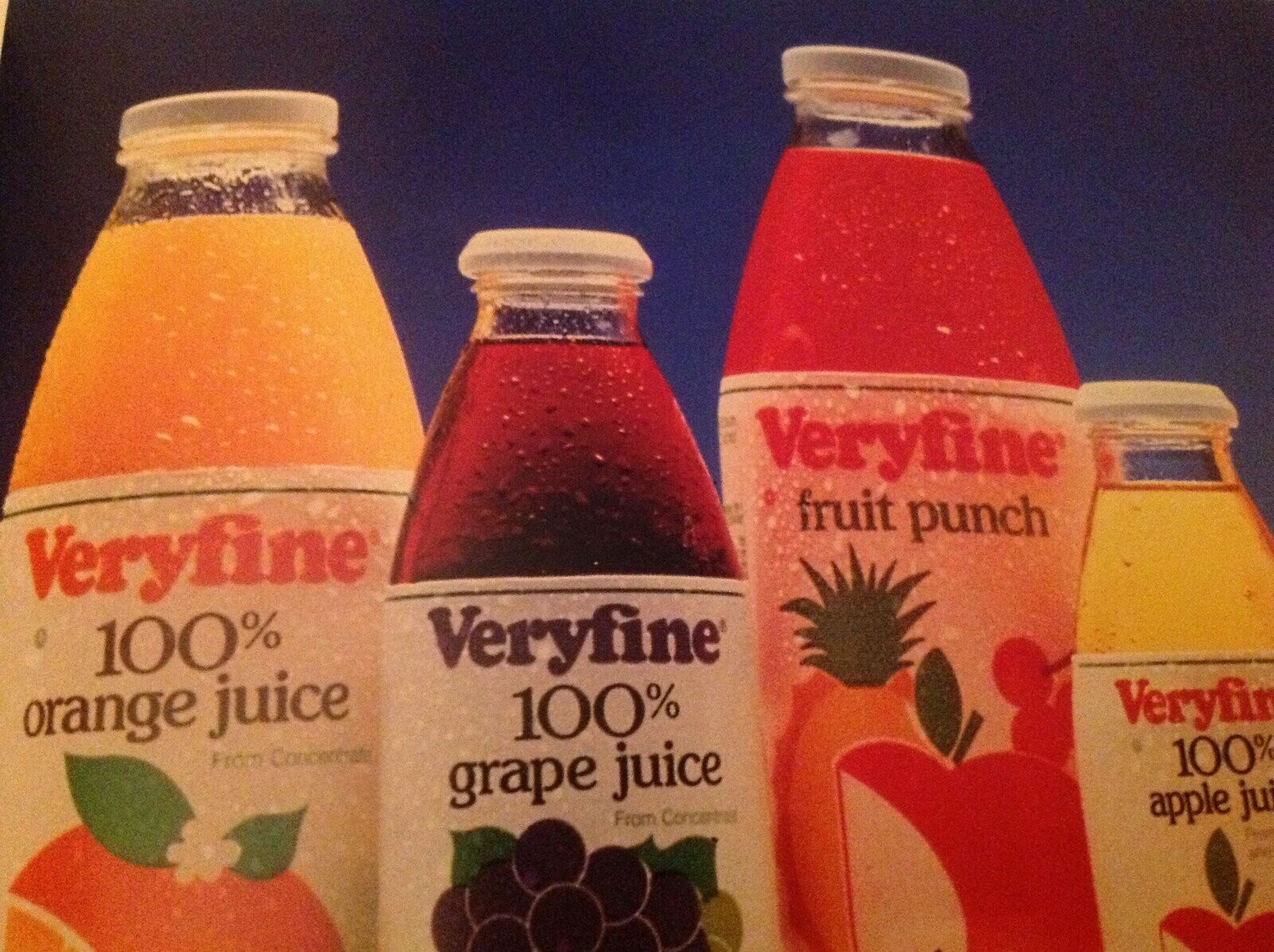 Veryfine fruit punch Veryfine 100% Veryfine orange juice 100% Veryfir From Concernation grape juice 100% From Concernal apple ju