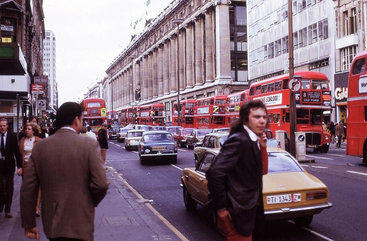 - COMPART MIKE OR LO 2000 FREE SEWING KNITTING Wor Town Office Kihrs 8 to Green ENDLESS Gild NS £360,000 - OLD FORD NIGHT GENTON a 12 Rat tickets 754DYE VUU 699G GB TI-1343 7